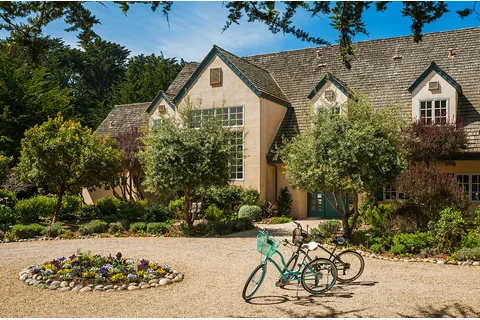 Garden exterior of Seal Cove Inn in Moss Beach, CA